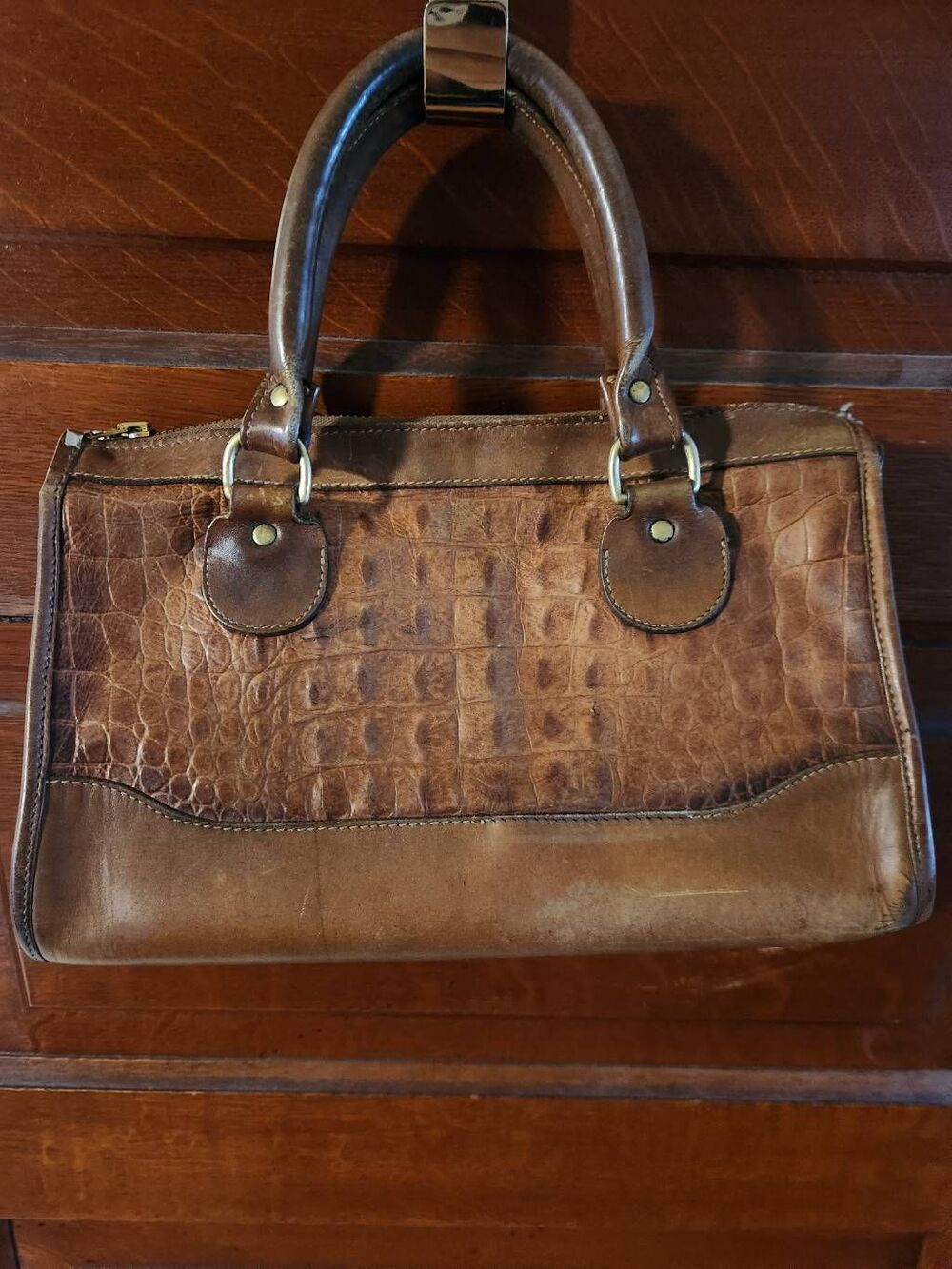 Vintage Brahmin Boston Bag ~ Brown Embossed Croc Leather Purse ~ 11" x 7" x 5"